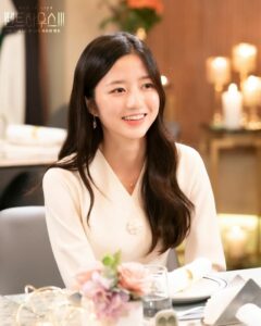 ĐẠI TIỂU THƯ THẾ THÂN PHẢN ĐÒN