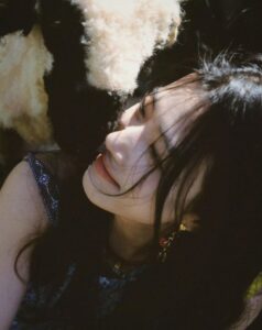 PHÁP Y TRỞ VỀ TIÊU GIA