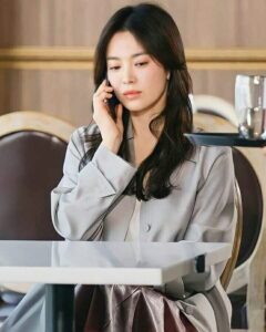 Con Trai Là Gốc Rễ, Con Gái Là Người Dưng