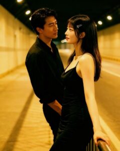 Bông Hồng Bằng Tuyết
