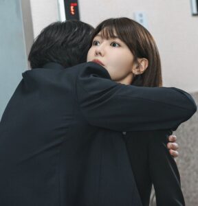 TIỀN SINH HOẠT CŨNG MUỐN CHIA ĐÔI, TÔI ĐÒI CHỒNG PHÍ THUÊ NHÀ