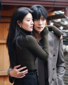 NGỦ DẬY THÀNH TIỂU TAM CỦA VỢ MÌNH