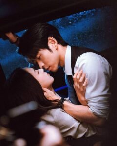 Anh Ấy Luôn Có Người Khác