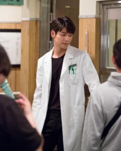 Người Ký Duyệt Là Cô Ấy