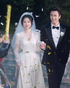 NGÀY ĐÍNH HÔN, NHÀ TRAI ĐÒI THÊM 6 NGƯỜI VÀO SỔ ĐỎ