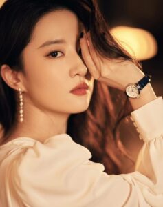 Mười Lăm Năm Nuôi Người Khác