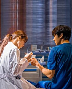 HỌC Y BỊ TRỜI PHẠT