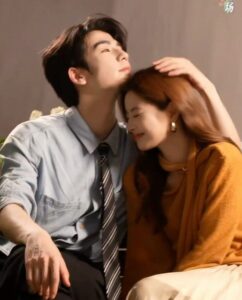 Gặp Lại Người Cũ Dưới Ánh Đèn Tòa Án